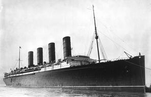 RMS Lusitania coming into port, possibly in New York, 1907-13